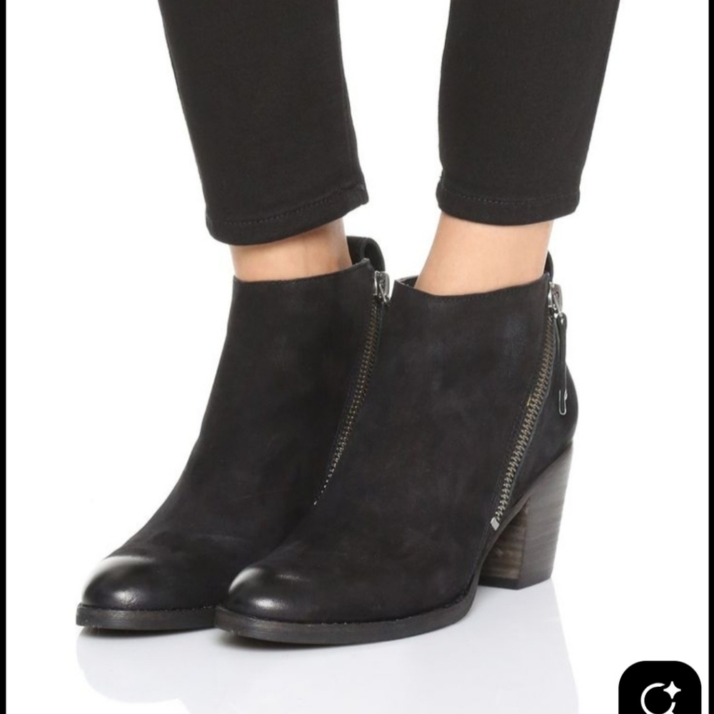 Dolce Vita Jaeger Double Zip Black Leather Ankle Booties ** Size 7 ** EUC!!